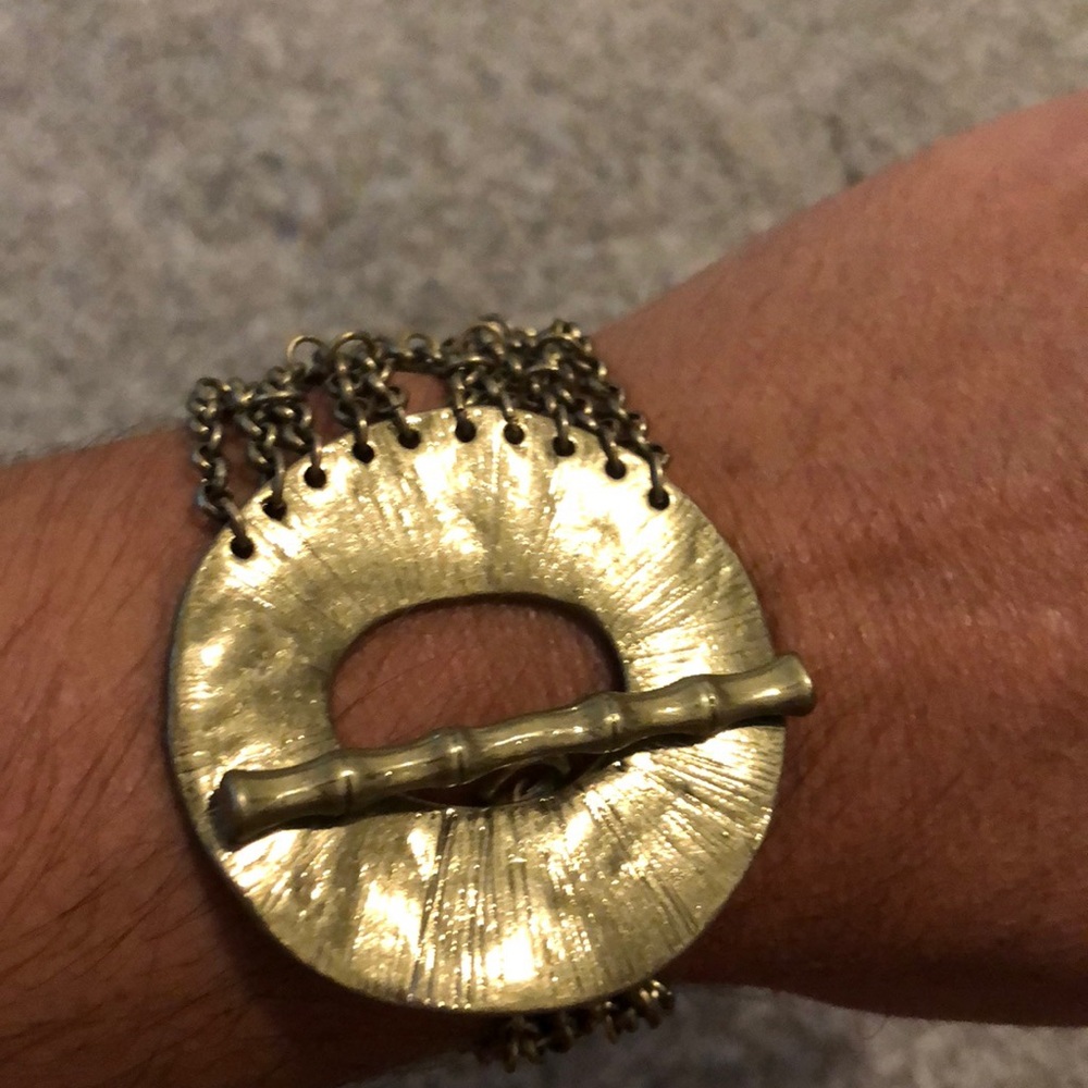 Gold bracelet